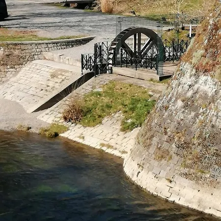 Dağ evi D'un Ami Somme-Leuze